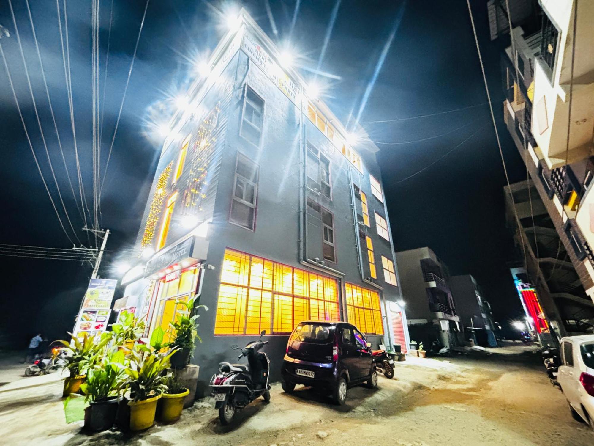 Hotel New Royal Ruby - Electronic City Phase 1 Kammasandra Exterior foto